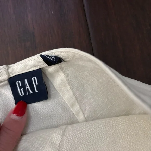 GAP Tan, Eggshell, and Black A-Line Midi Skort Casual - Picture 7 of 11